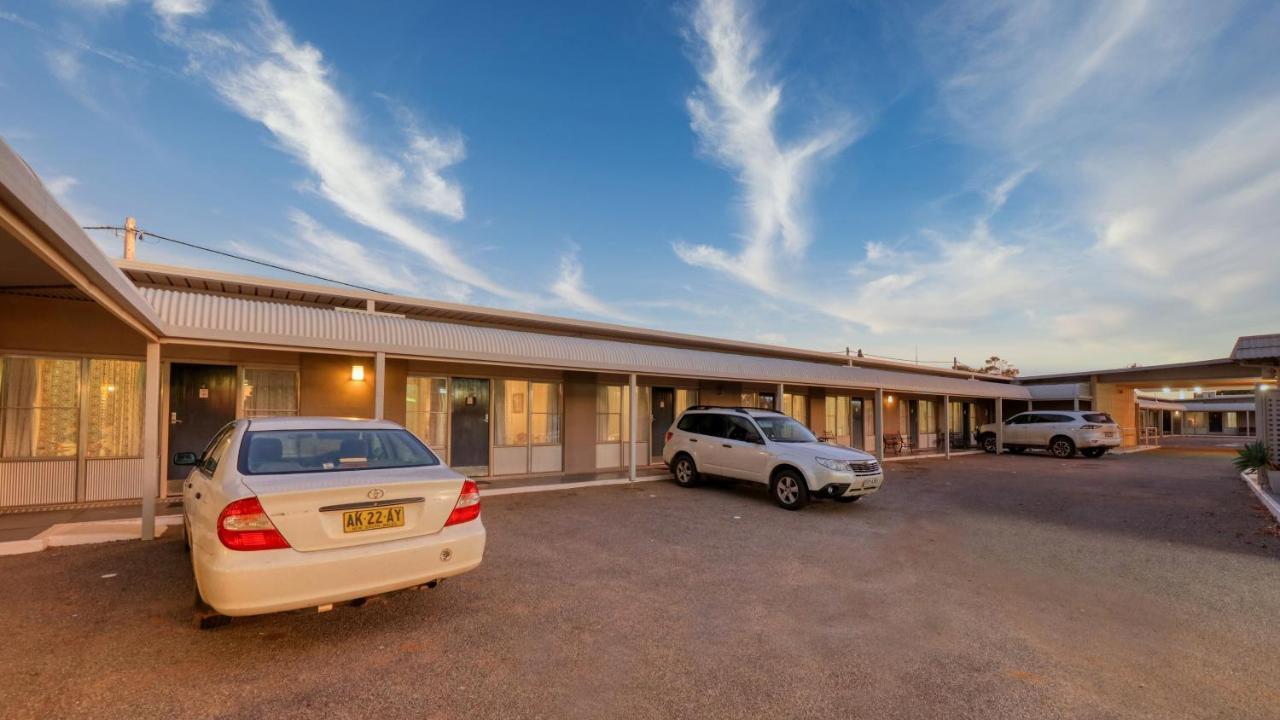 ברוקן היל Silver Haven Motor Inn מראה חיצוני תמונה