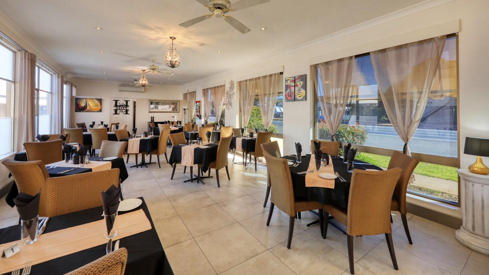ברוקן היל Silver Haven Motor Inn מראה חיצוני תמונה