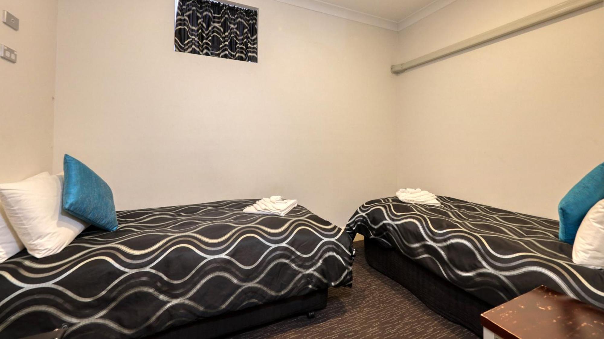 ברוקן היל Silver Haven Motor Inn מראה חיצוני תמונה